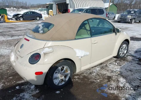 2005 Volkswagen New Beetle Gls 1.8T from USA, damaged, VIN 3VWCD31Y65M318164